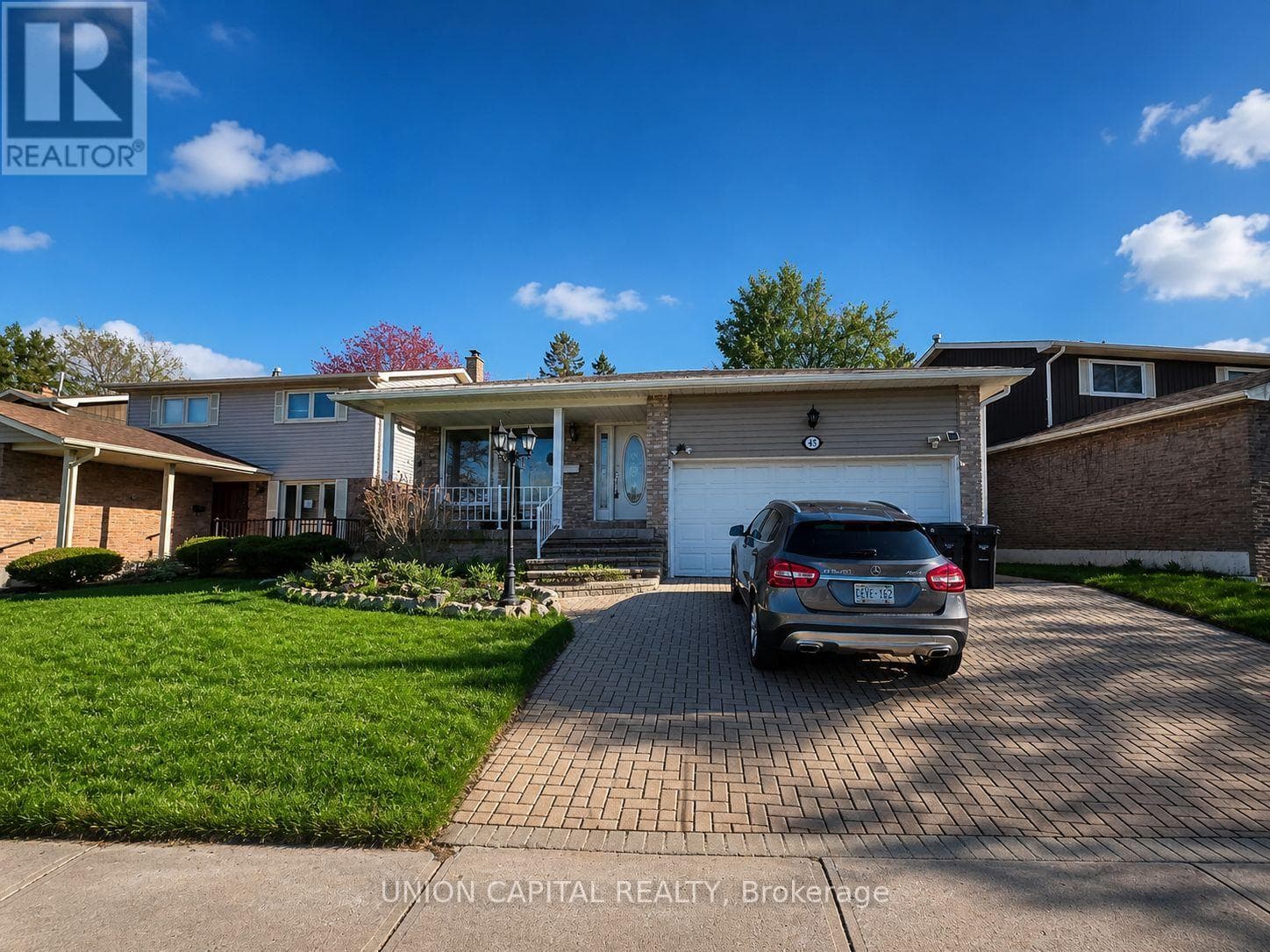 5-level backsplit in Rouge Hill with in-law suite potential, listed at $979,900