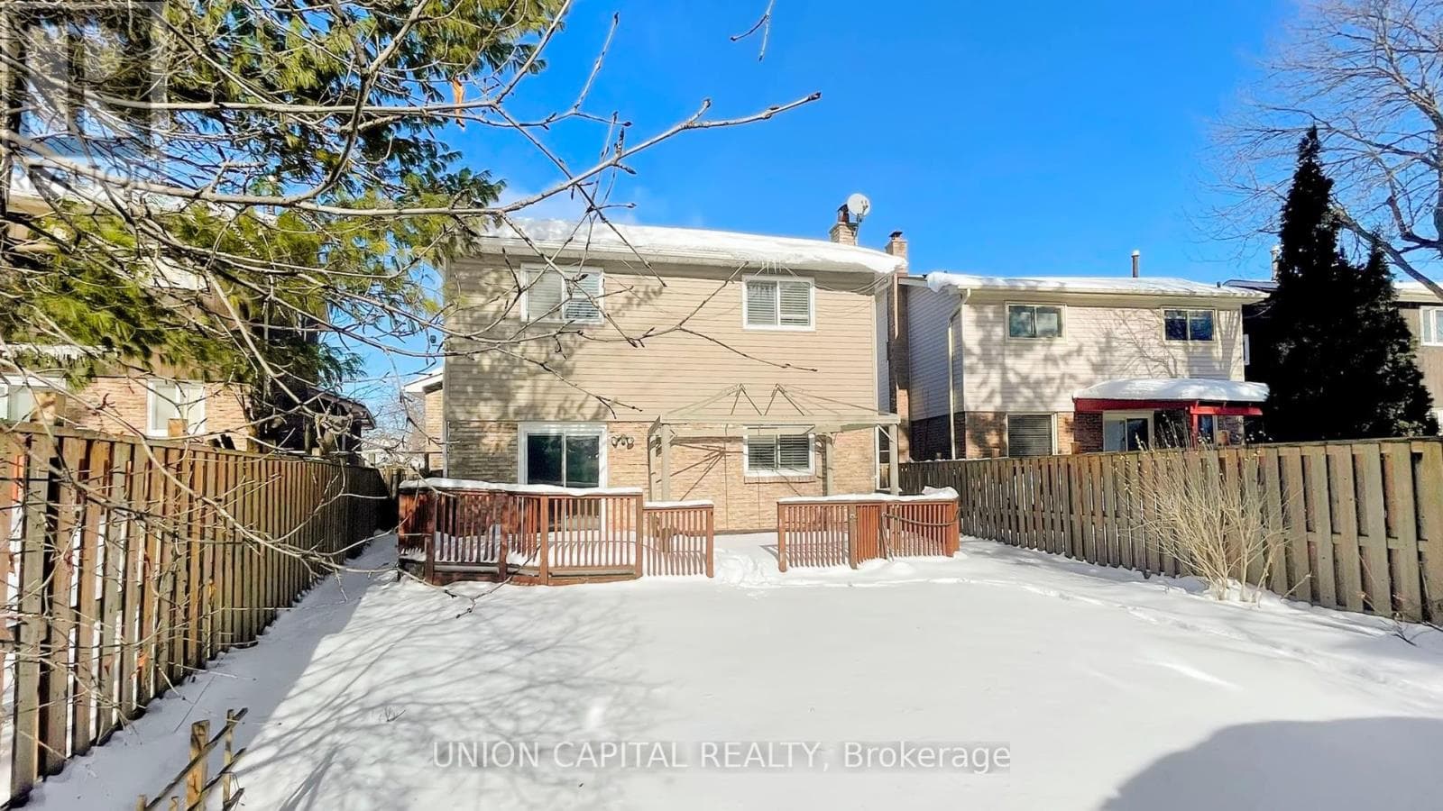 5-level backsplit in Rouge Hill with in-law suite potential, listed at $979,900 25