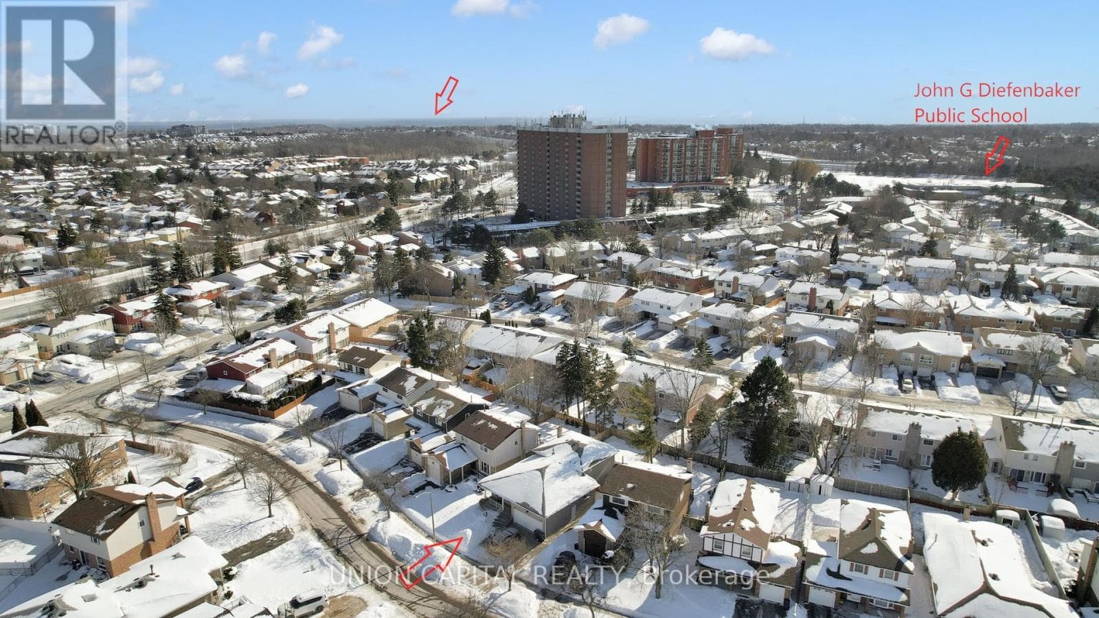 5-level backsplit in Rouge Hill with in-law suite potential, listed at $979,900 5