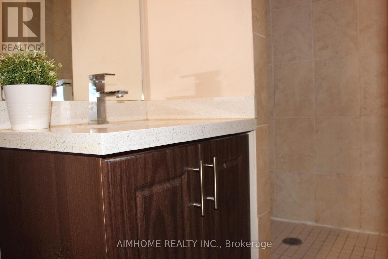 4-Bed Corner Townhome in Morningside, Estimated 7.17% Cap Rate Near UTSC 23