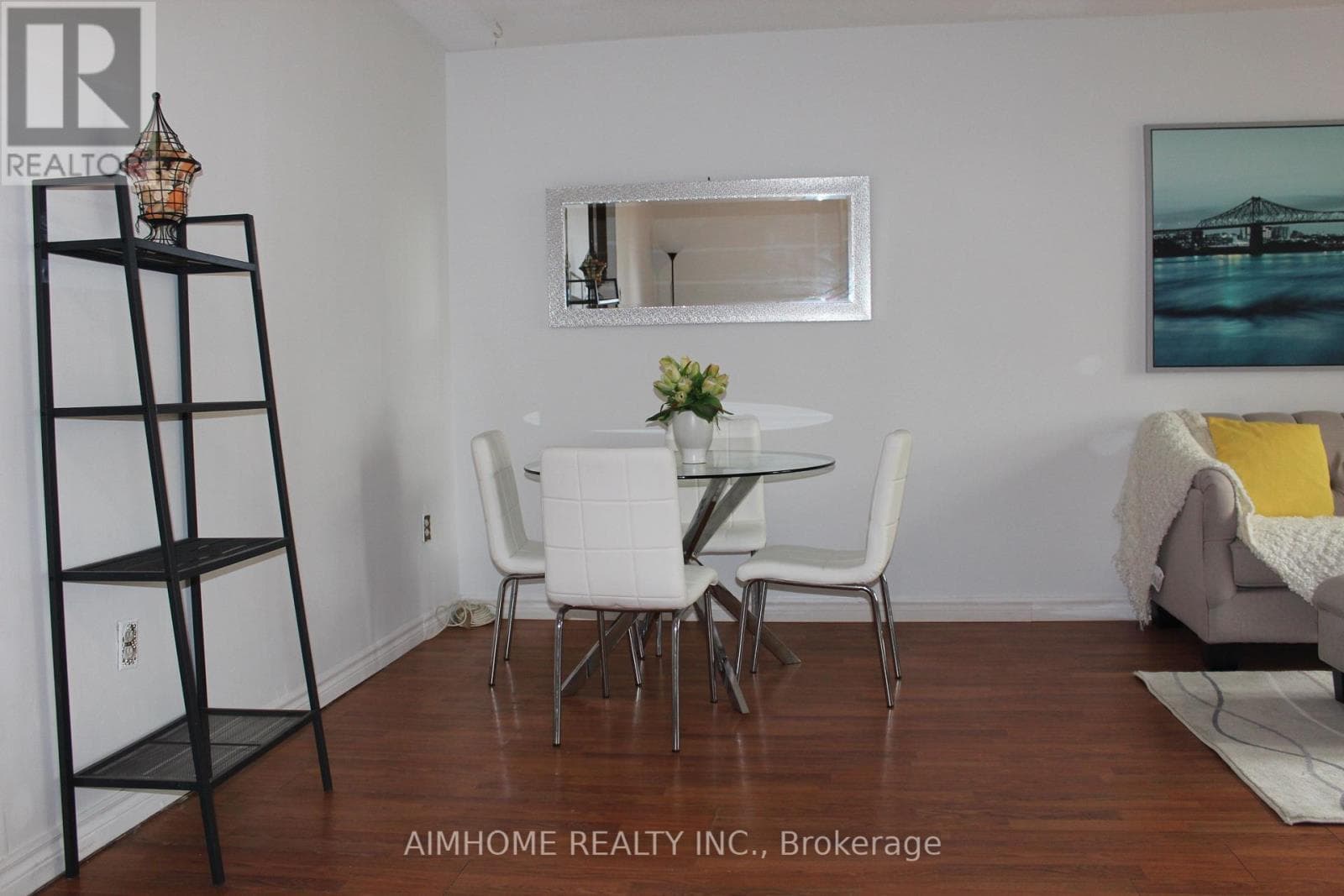 4-Bed Corner Townhome in Morningside, Estimated 7.17% Cap Rate Near UTSC 4