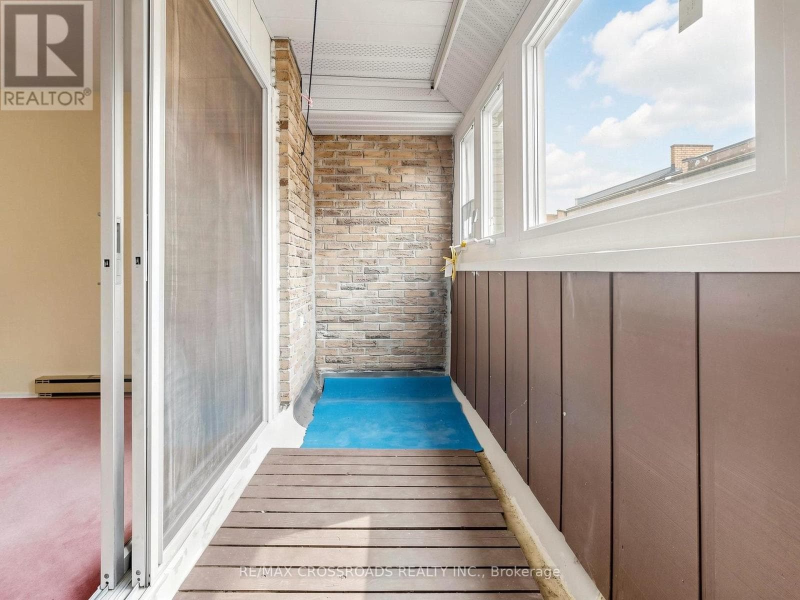 Corner condo townhouse in Scarborough Village with value-add renovation upside 24