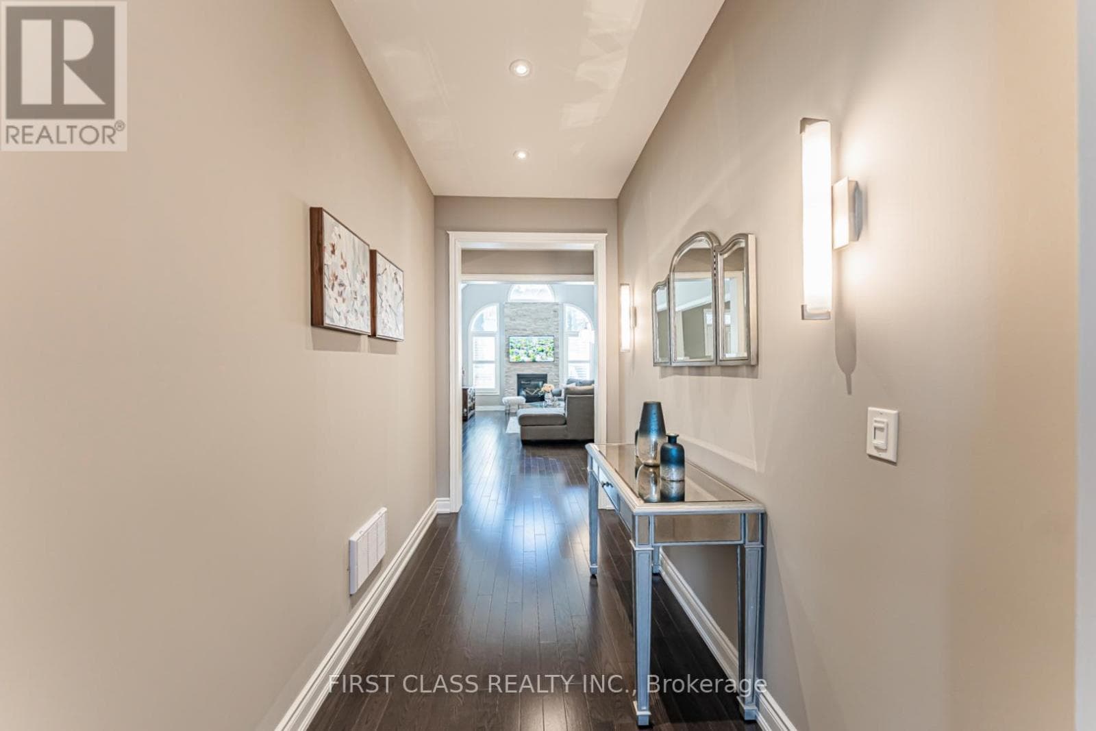 Rosehaven bungaloft in Oakville's Glenorchy with permitted plans for income suite 15