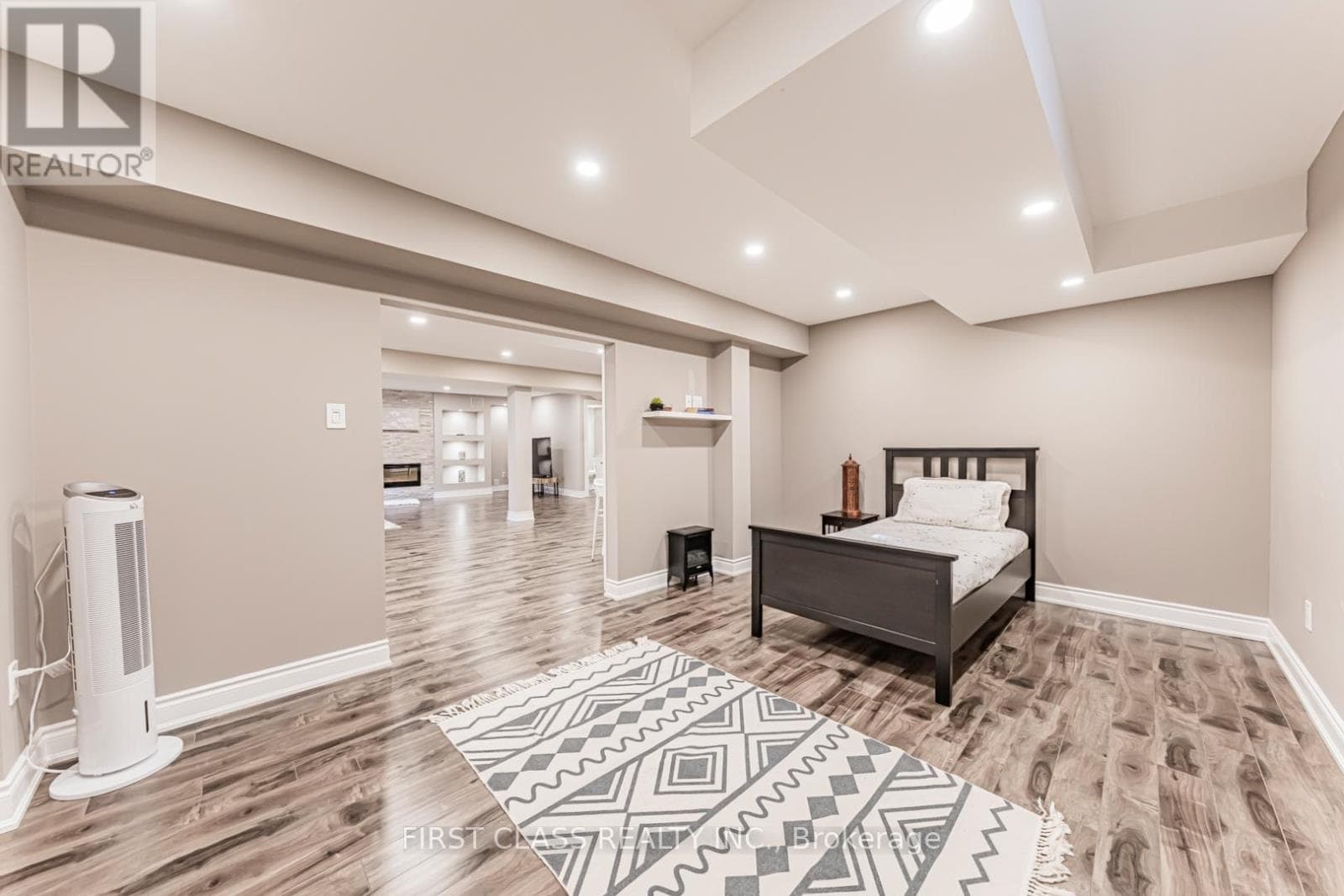 Rosehaven bungaloft in Oakville's Glenorchy with permitted plans for income suite 47
