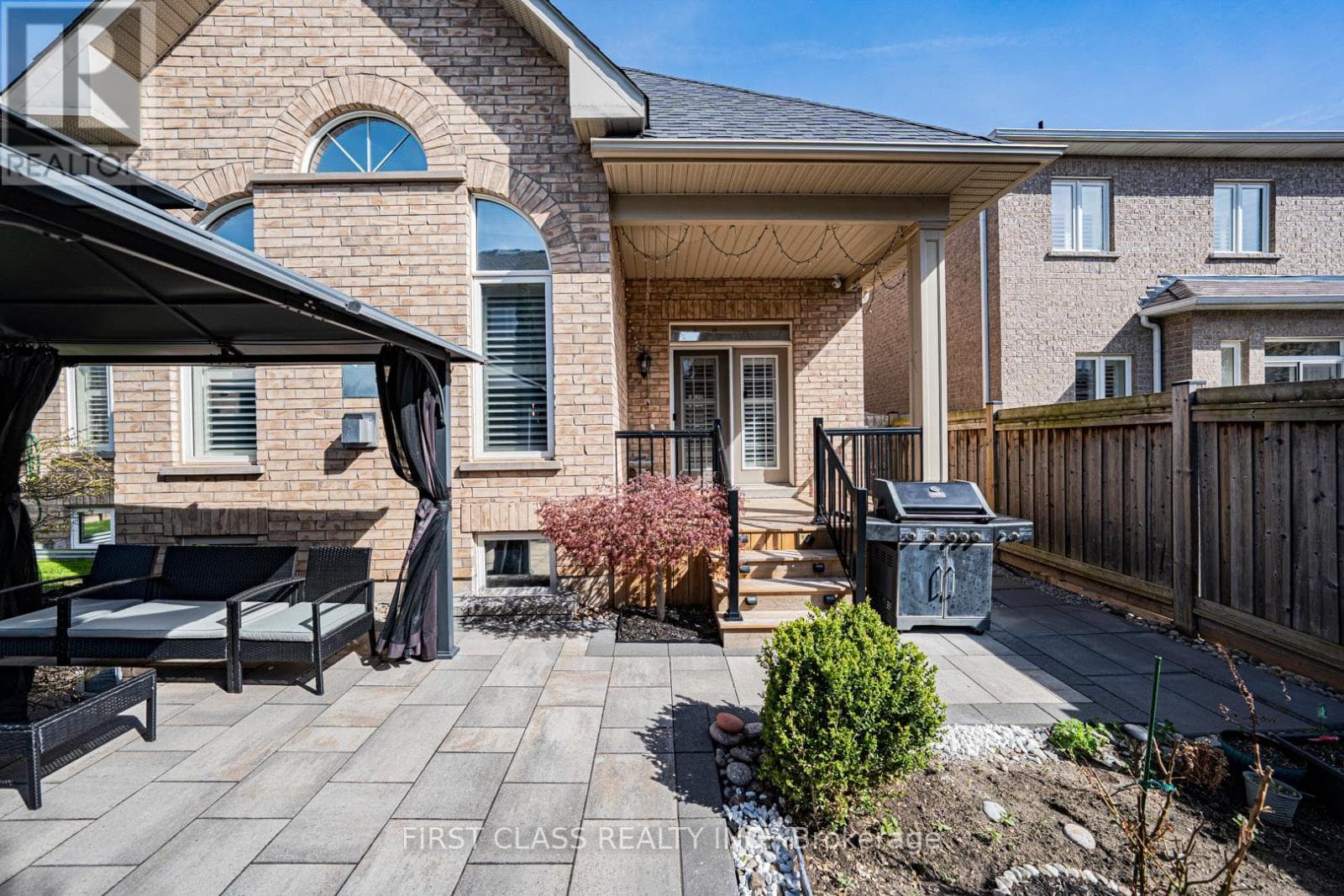 Rosehaven bungaloft in Oakville's Glenorchy with permitted plans for income suite 48