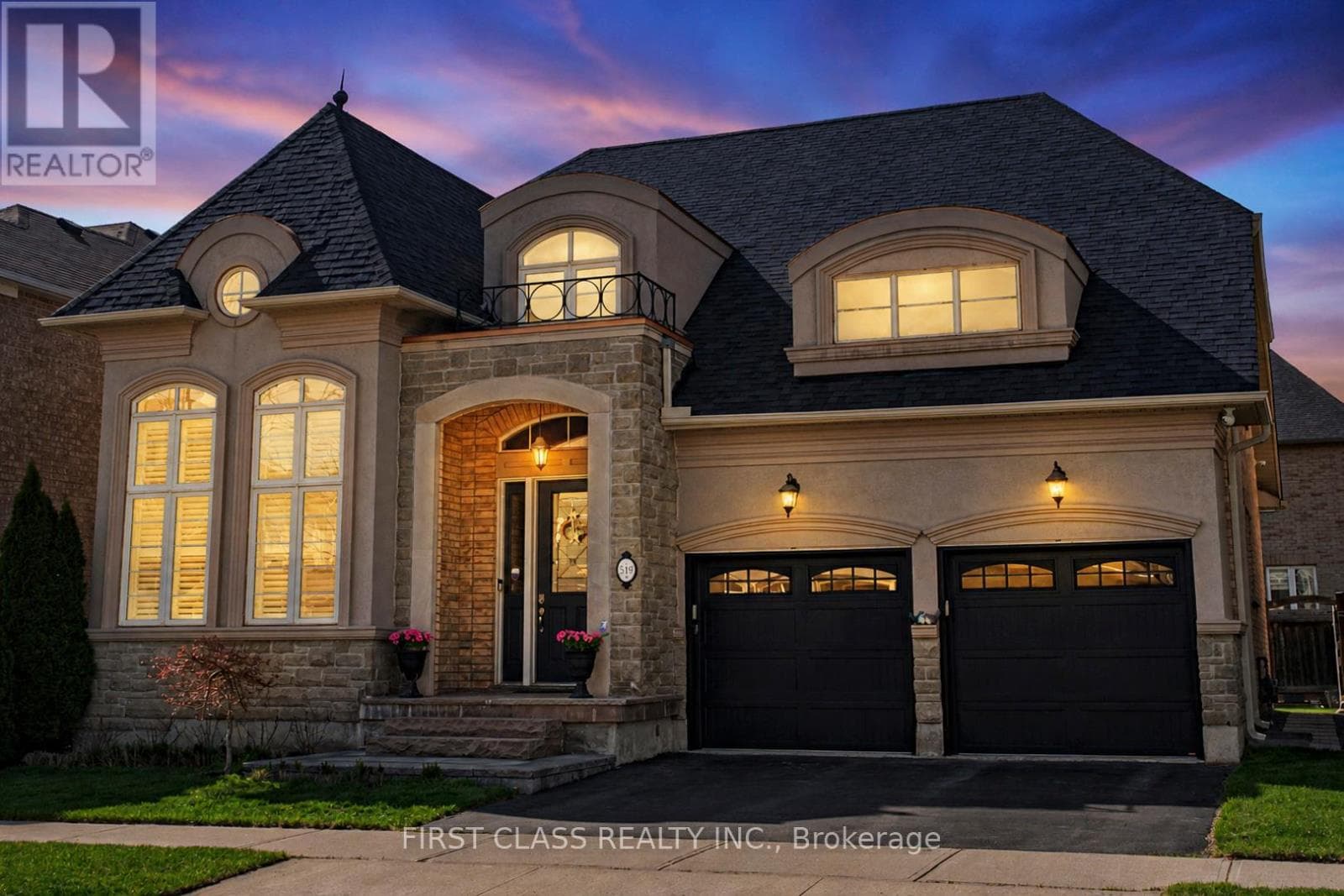 Rosehaven bungaloft in Oakville's Glenorchy with permitted plans for income suite 5