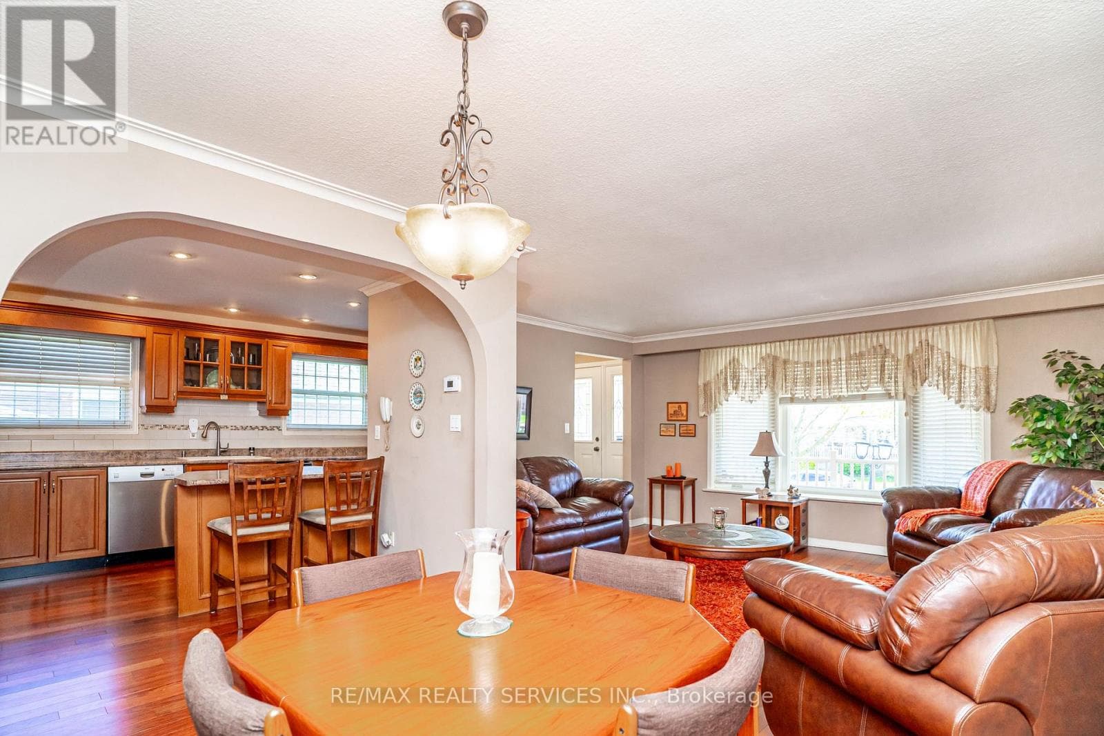 Renovated Brampton South bungalow with side entrance and finished basement, listed at $949,000 10