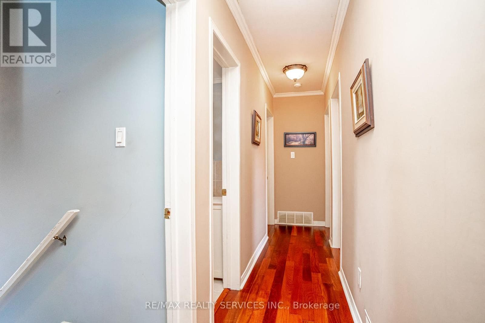 Renovated Brampton South bungalow with side entrance and finished basement, listed at $949,000 17