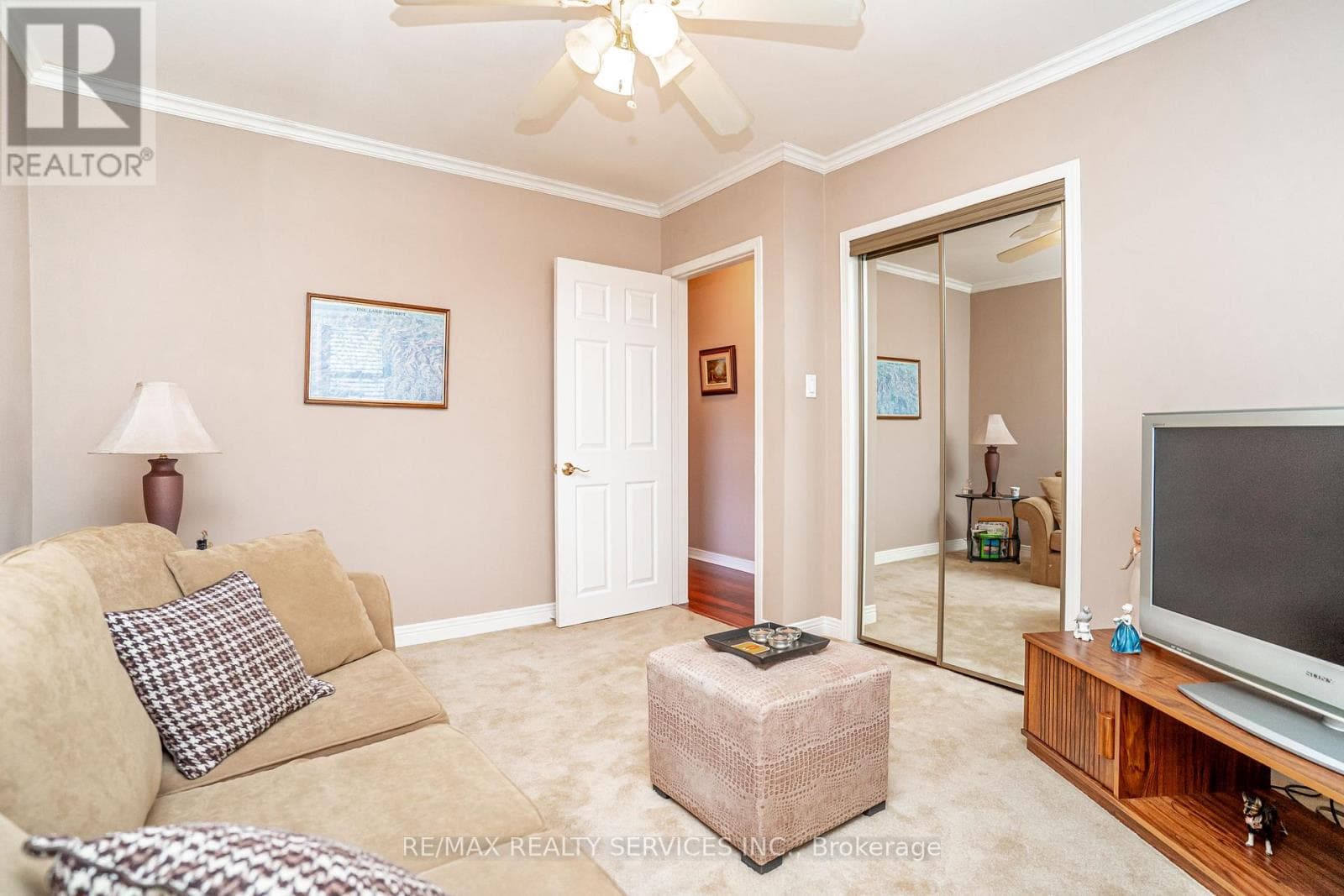 Renovated Brampton South bungalow with side entrance and finished basement, listed at $949,000 21