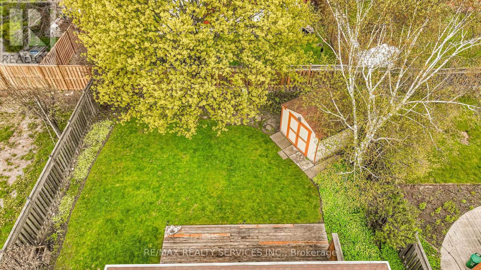 Renovated Brampton South bungalow with side entrance and finished basement, listed at $949,000 37
