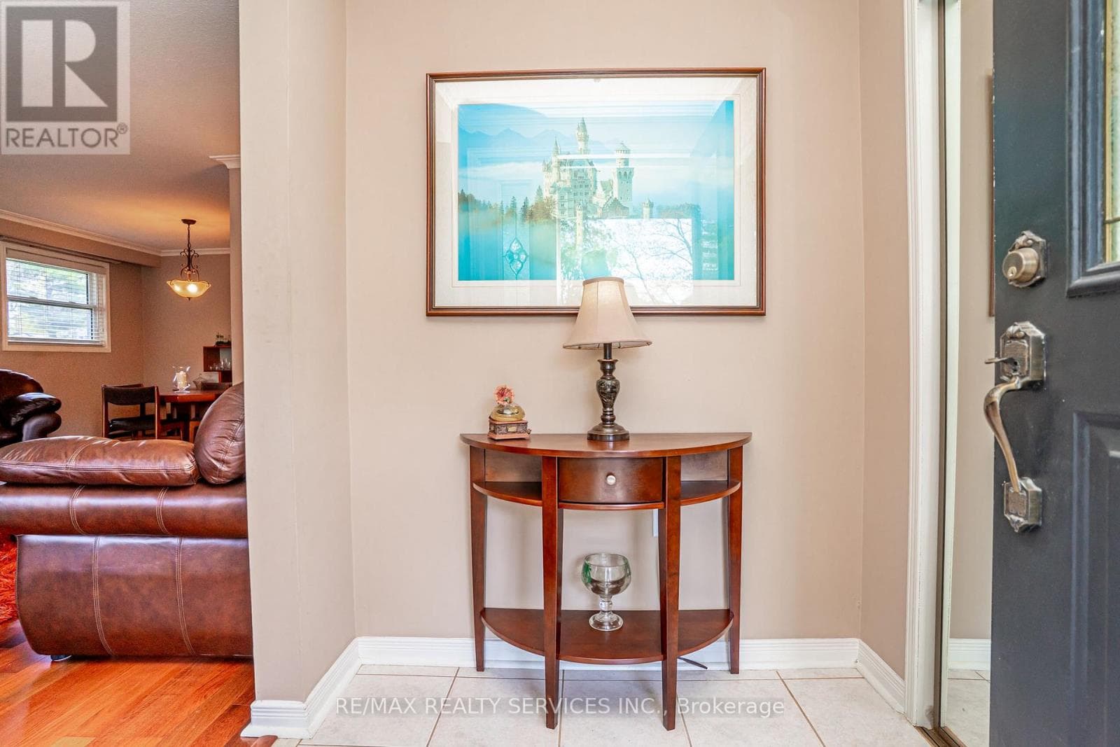 Renovated Brampton South bungalow with side entrance and finished basement, listed at $949,000 6