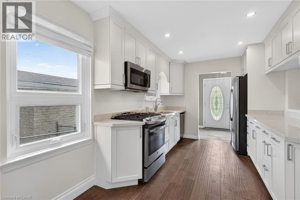 Brant Hills 4-level backsplit on 73-foot lot with in-law potential, listed at $1,050,000 10