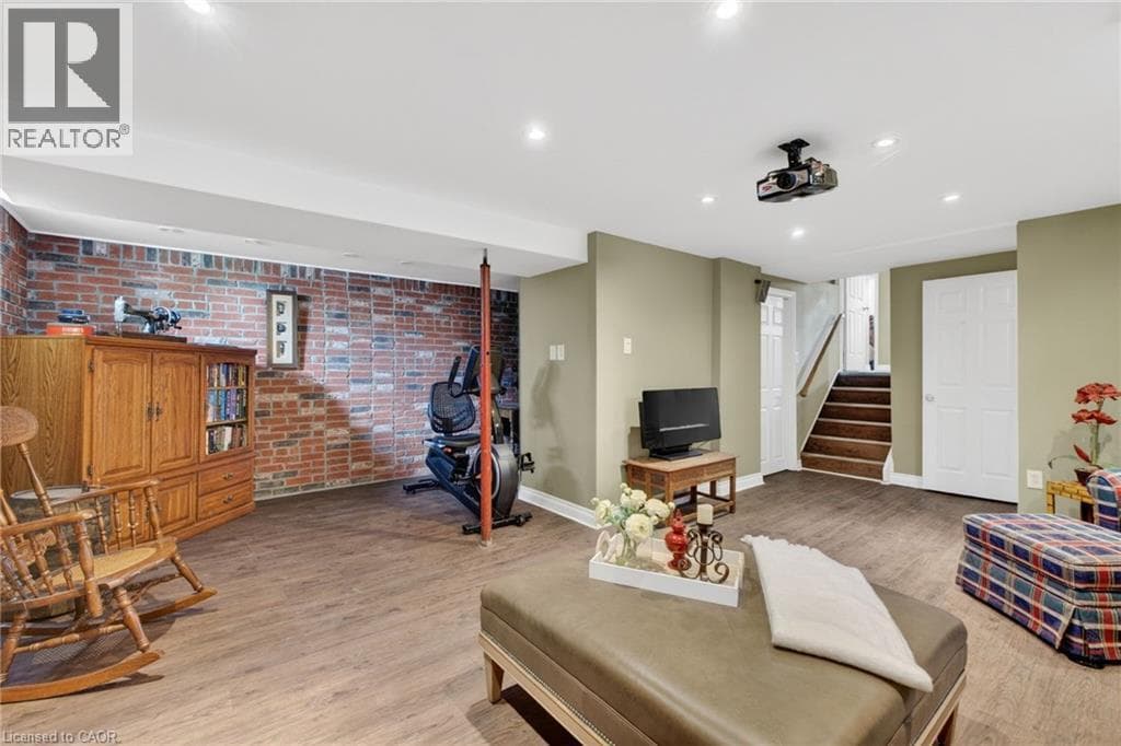 Brant Hills 4-level backsplit on 73-foot lot with in-law potential, listed at $1,050,000 34