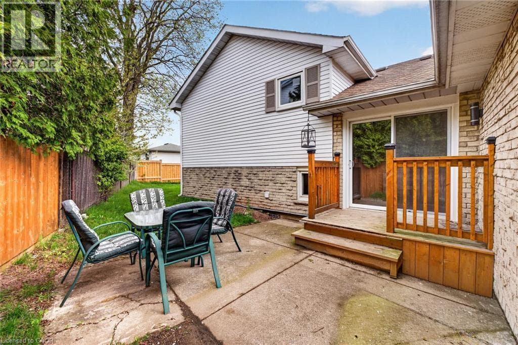 Brant Hills 4-level backsplit on 73-foot lot with in-law potential, listed at $1,050,000 37