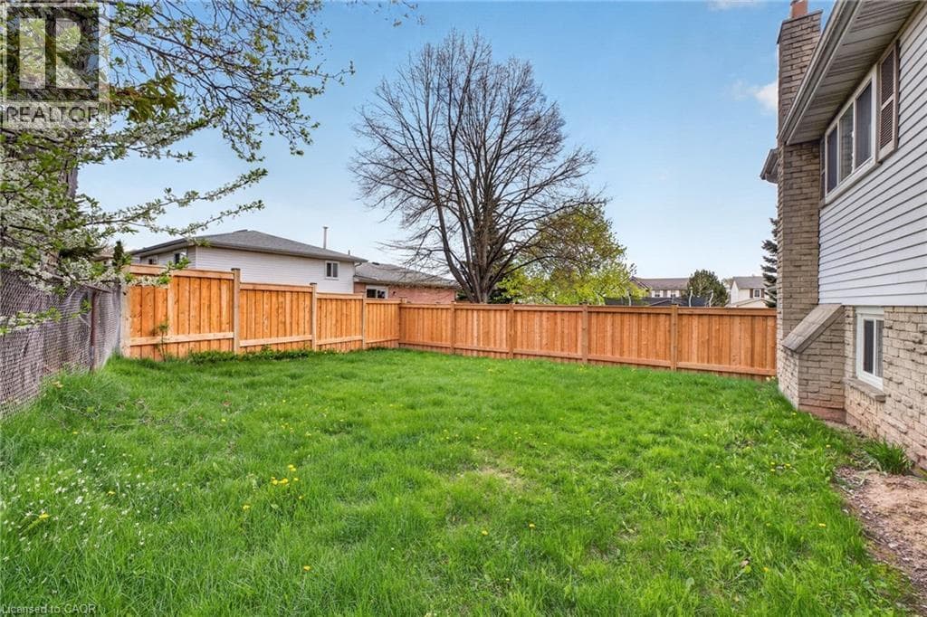 Brant Hills 4-level backsplit on 73-foot lot with in-law potential, listed at $1,050,000 38