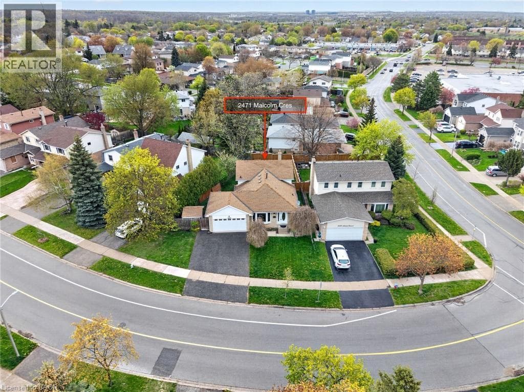 Brant Hills 4-level backsplit on 73-foot lot with in-law potential, listed at $1,050,000 46