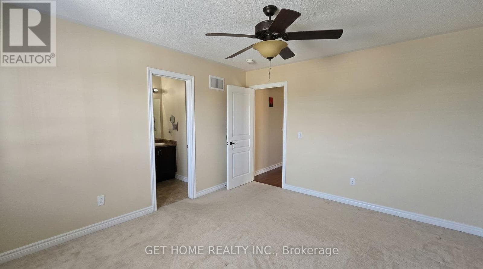 Credit Valley detached with legal 2-bed basement suite, steps to Mount Pleasant GO 15