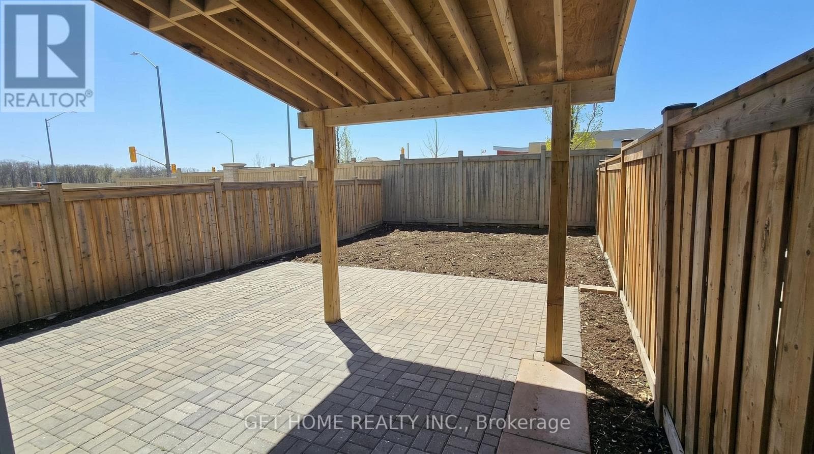 Credit Valley detached with legal 2-bed basement suite, steps to Mount Pleasant GO 8