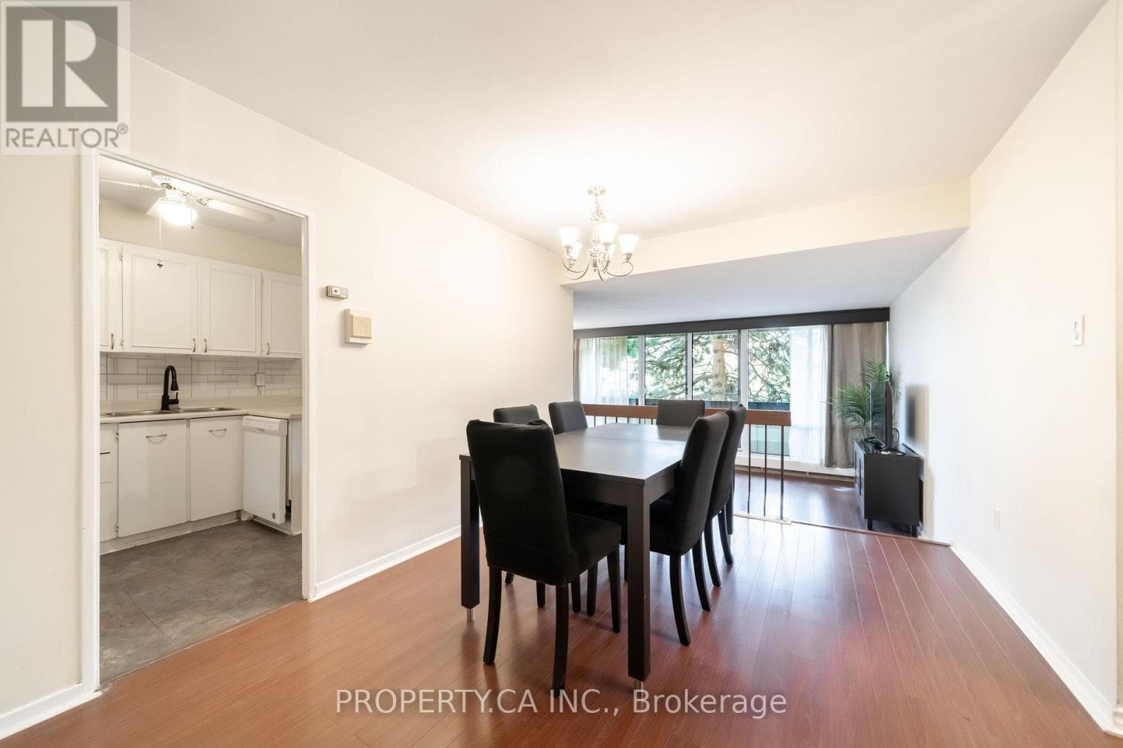 1,080 sqft 2-bed condo steps to Finch West LRT and York University, $489,000 17