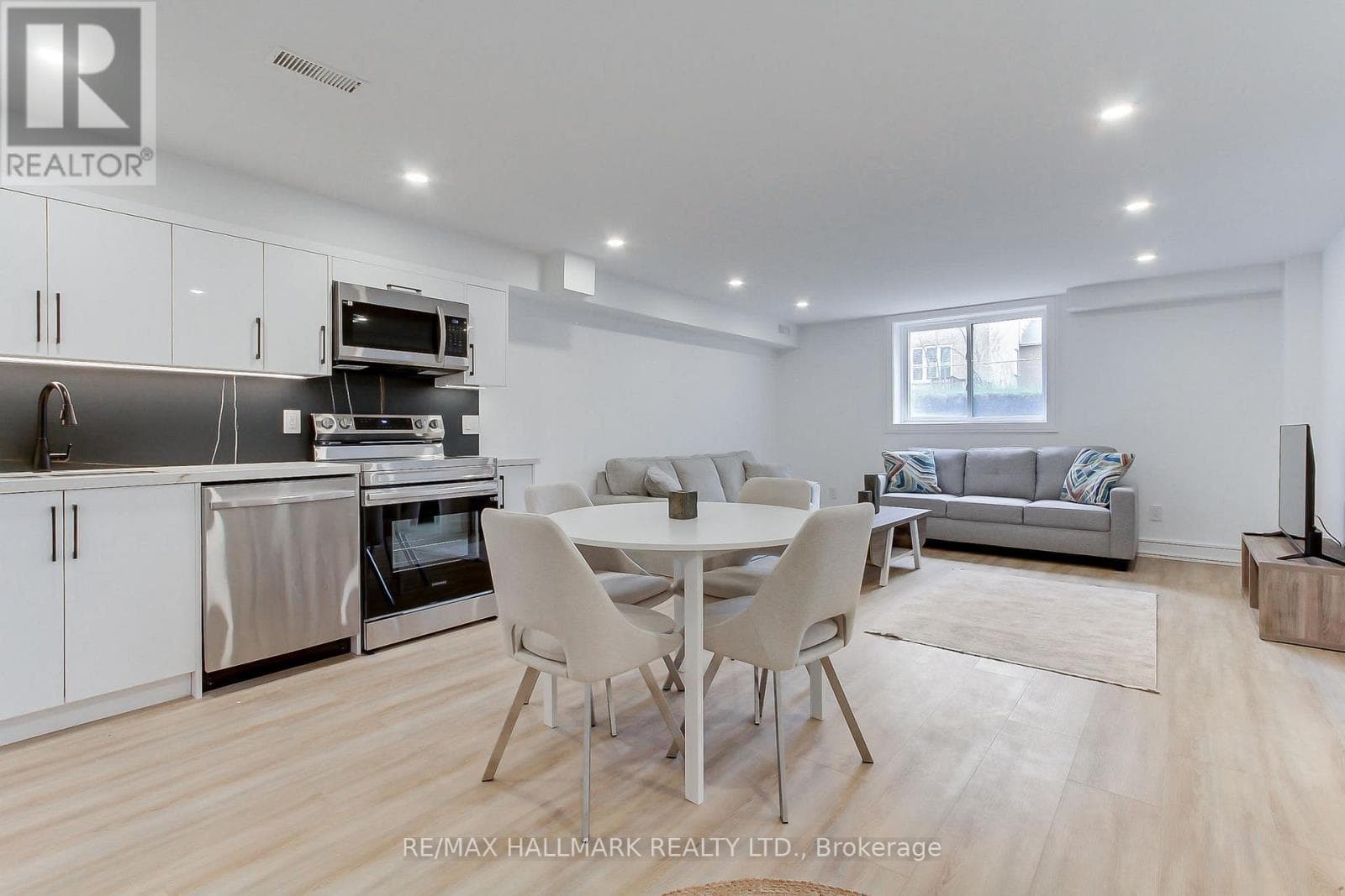 Property data unavailable; classification pinned to value_add pending listing details 38