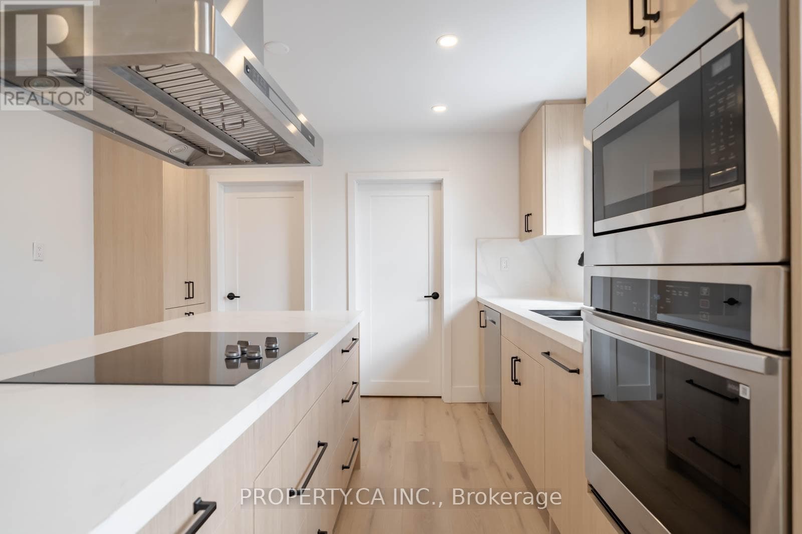 Renovated Downtown Brampton bungalow with basement-suite conversion potential, walk to GO 13