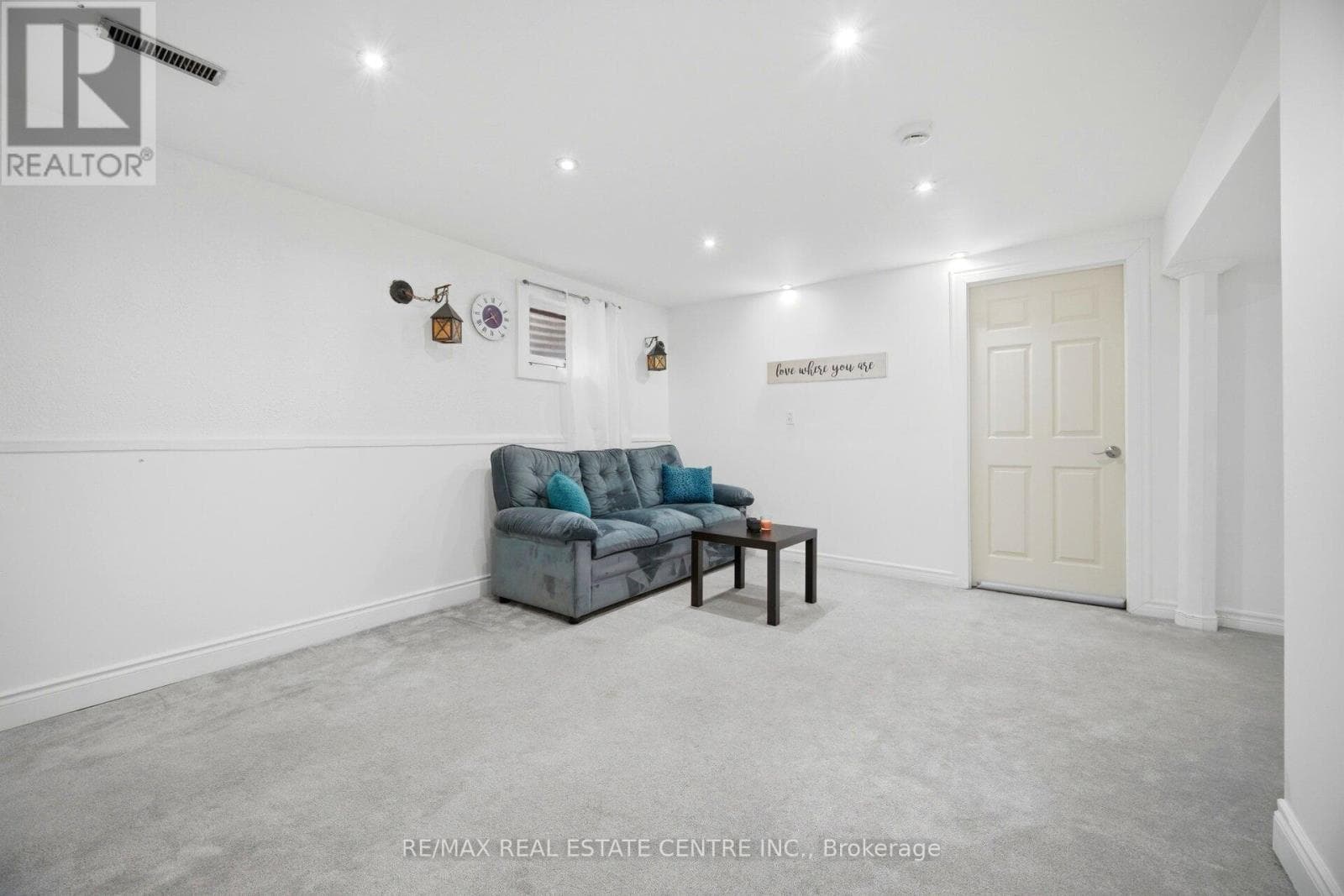 Bramalea 4-bed detached on 55x120 lot with finished 1-bed basement apartment and separate entrance 19