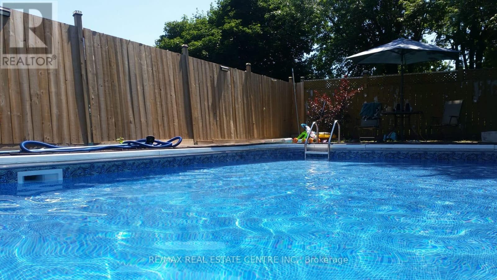 Bramalea 4-bed detached on 55x120 lot with finished 1-bed basement apartment and separate entrance 29