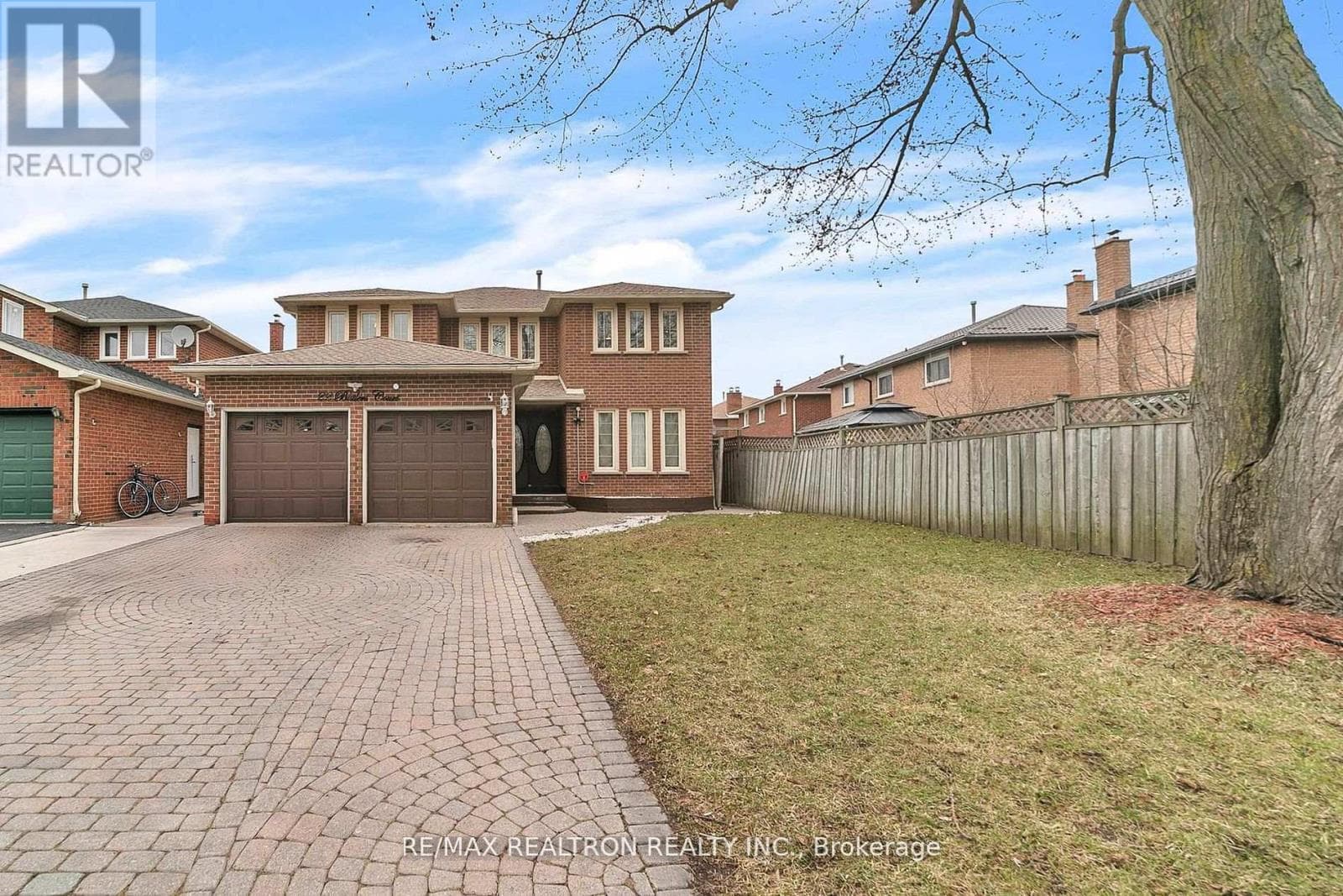 Renovated 4+3 Brampton Detached with Two Basement Units, Pool, and Multi-Unit Income Potential