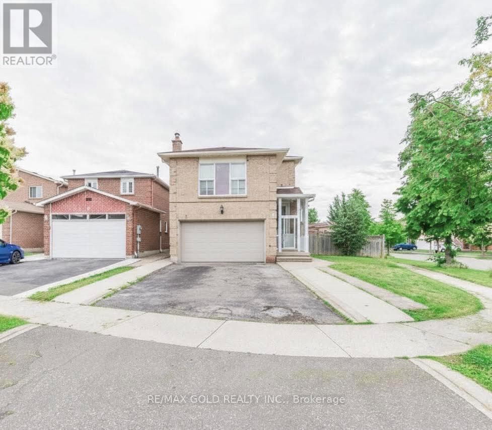 Detached 3+1 Corner Lot with Separate Entrance Basement in Heart Lake West, Brampton