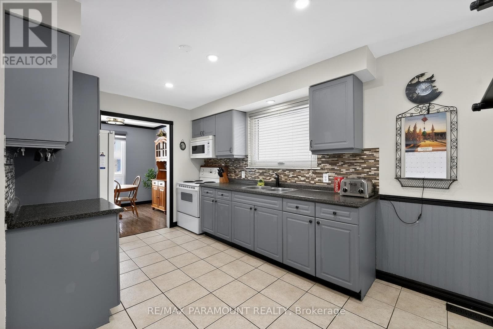 Renovated Madoc bungalow on 50 x 100 lot with separate-entrance finished basement 14