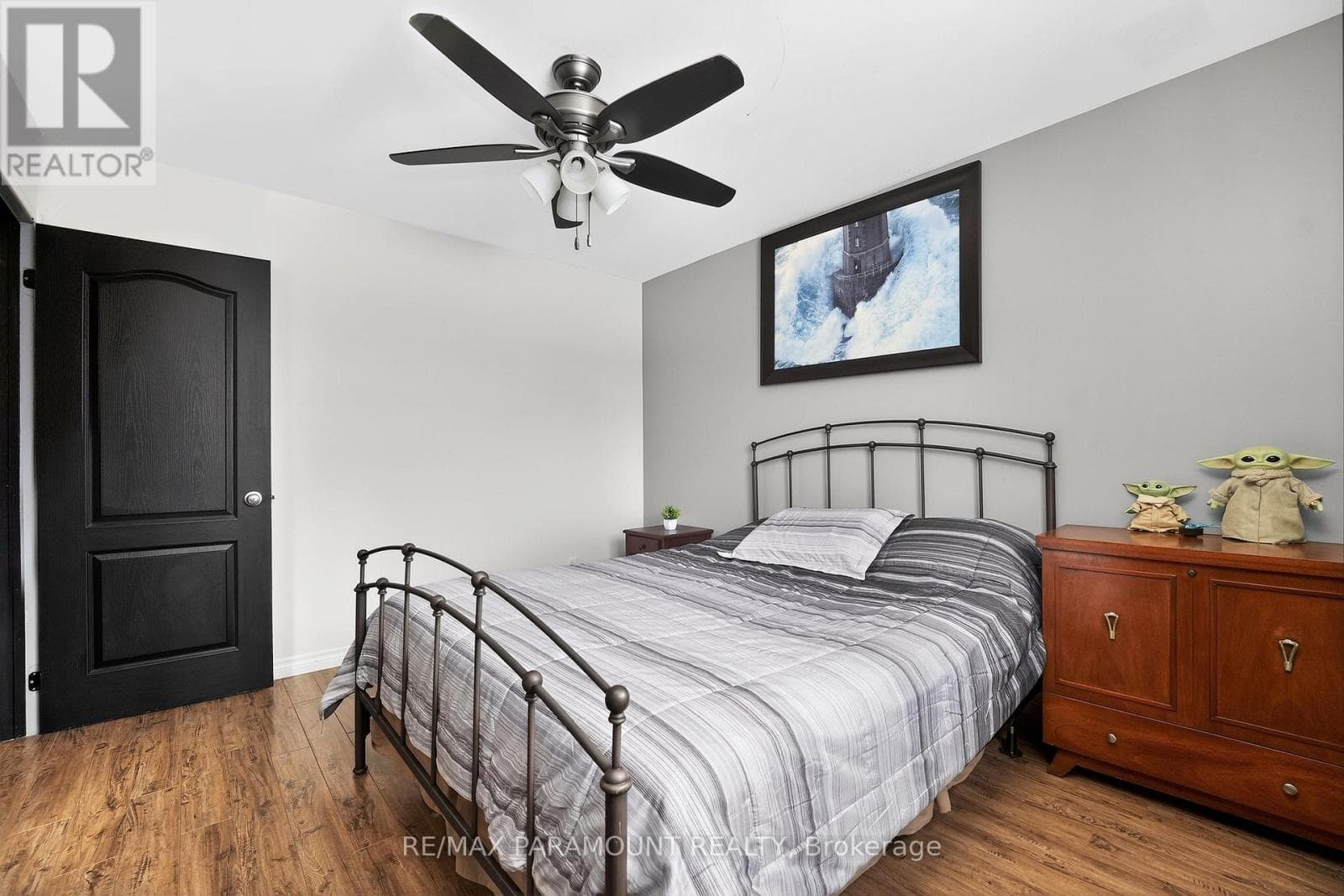 Renovated Madoc bungalow on 50 x 100 lot with separate-entrance finished basement 22