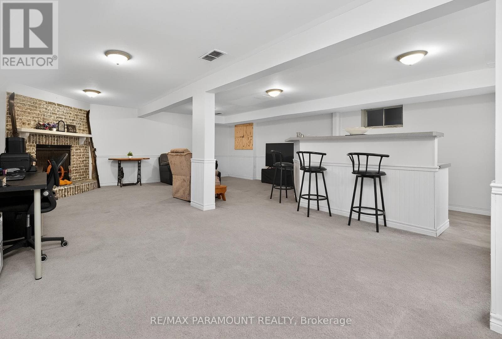Renovated Madoc bungalow on 50 x 100 lot with separate-entrance finished basement 28