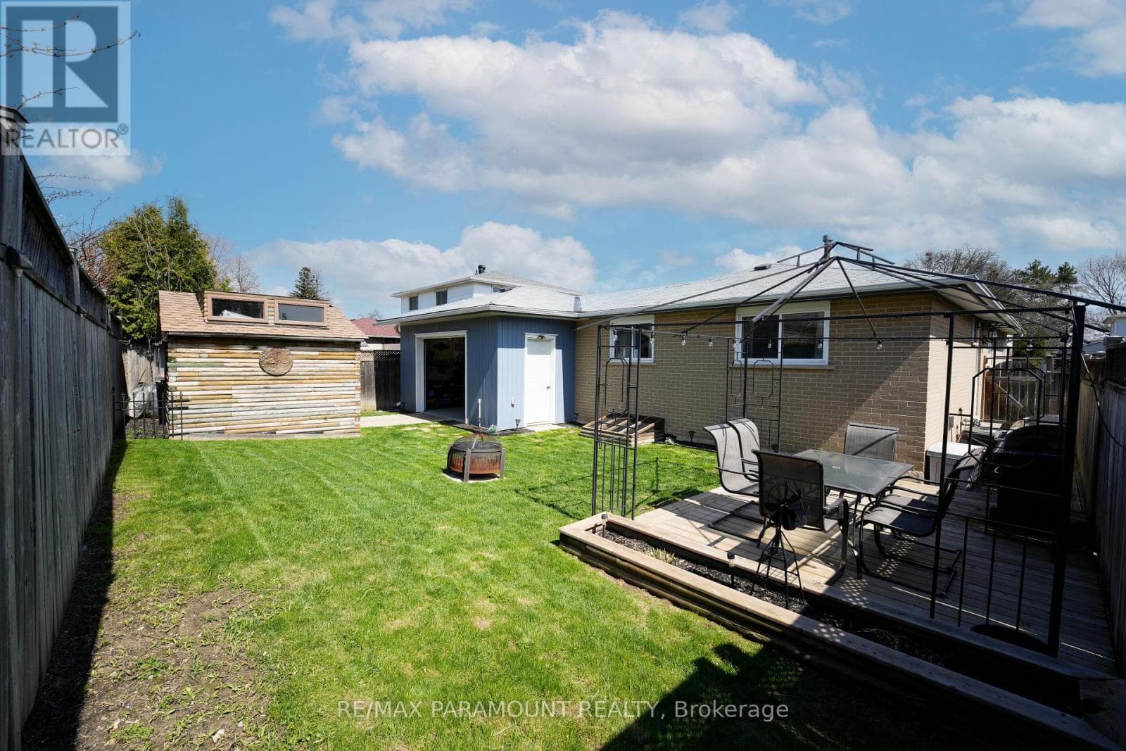 Renovated Madoc bungalow on 50 x 100 lot with separate-entrance finished basement 42