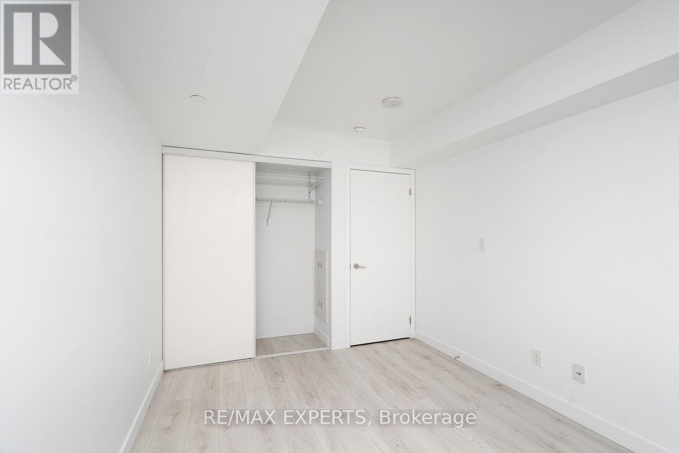 Yorkdale-Glen Park 1-bed condo at 160 Flemington, steps to subway and Yorkdale Mall 21