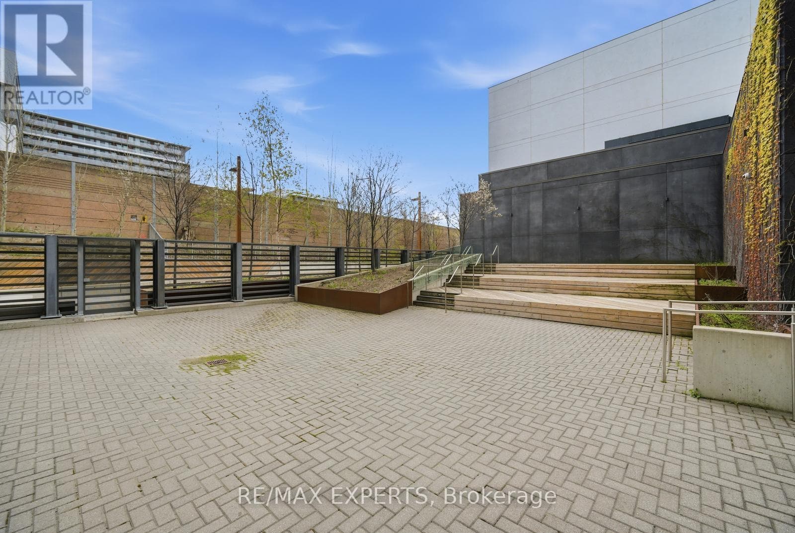 Yorkdale-Glen Park 1-bed condo at 160 Flemington, steps to subway and Yorkdale Mall 34