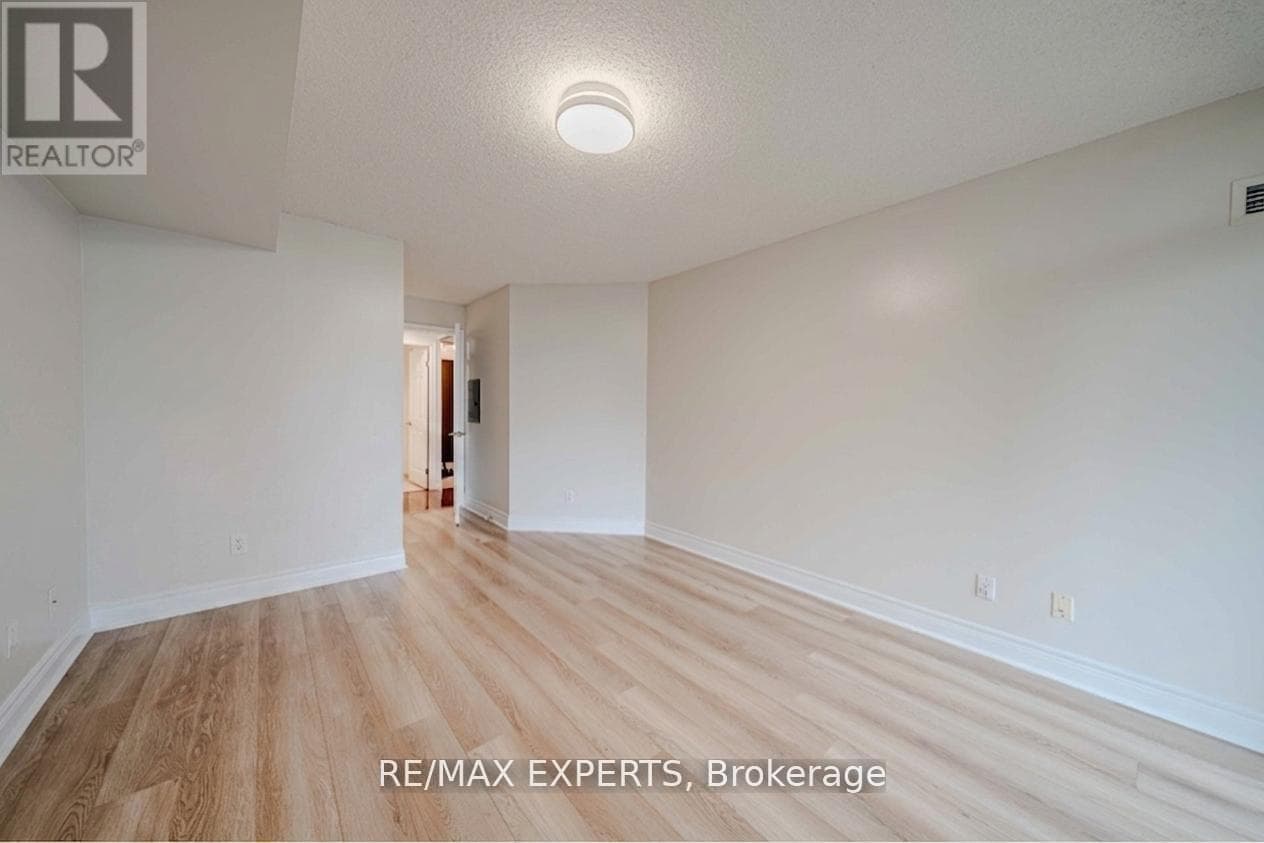 All-inclusive 1+Den in gated Tridel community at Bonis Ave, $398,000 with 4.53% cap rate 45