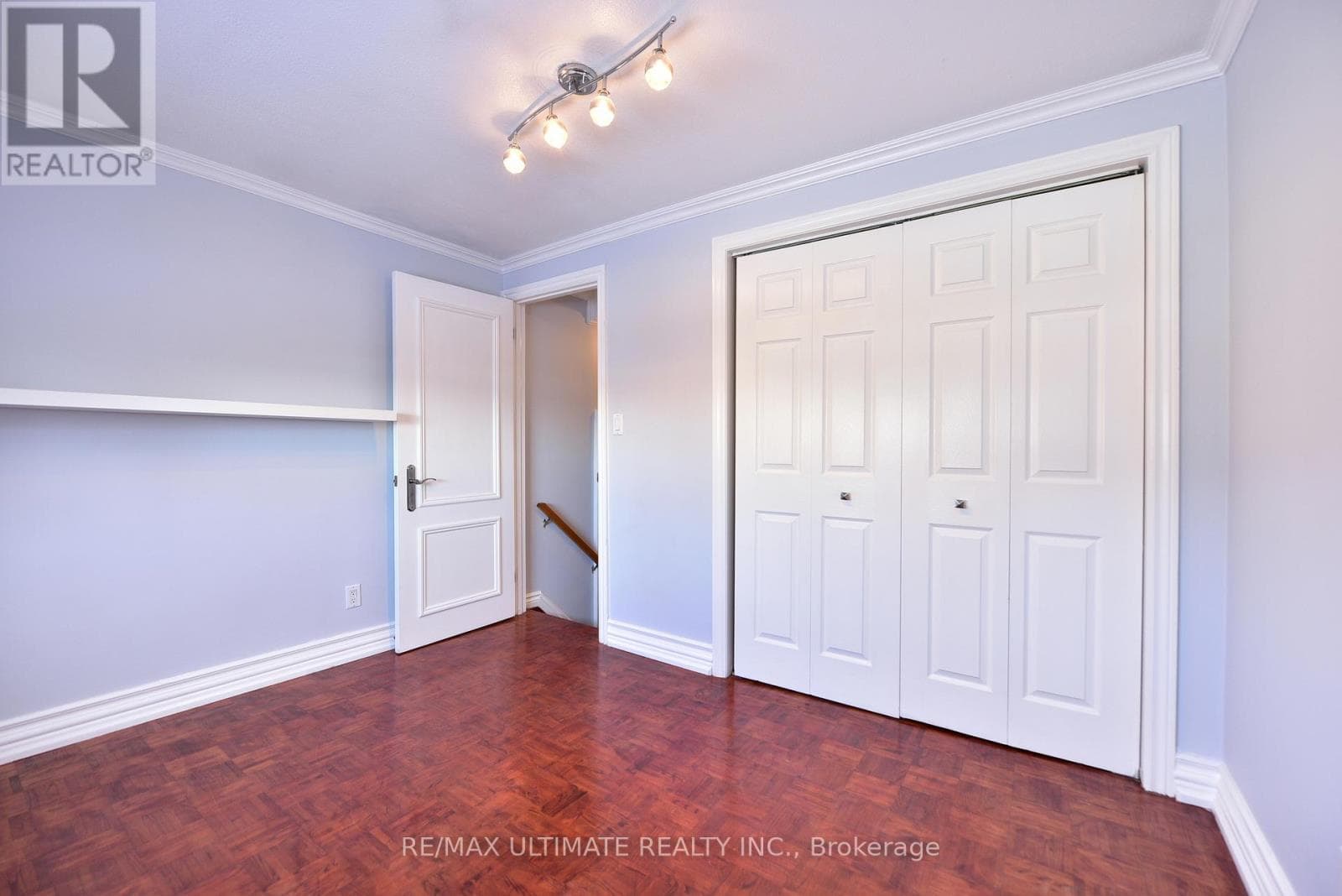 Detached Rockcliffe-Smythe bungalow with basement apartment, deep 15 x 150 ft lot 11