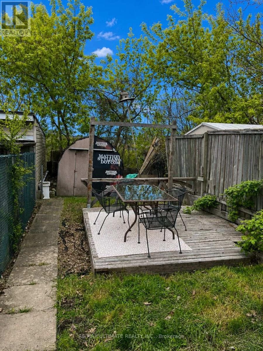 Detached Rockcliffe-Smythe bungalow with basement apartment, deep 15 x 150 ft lot 27