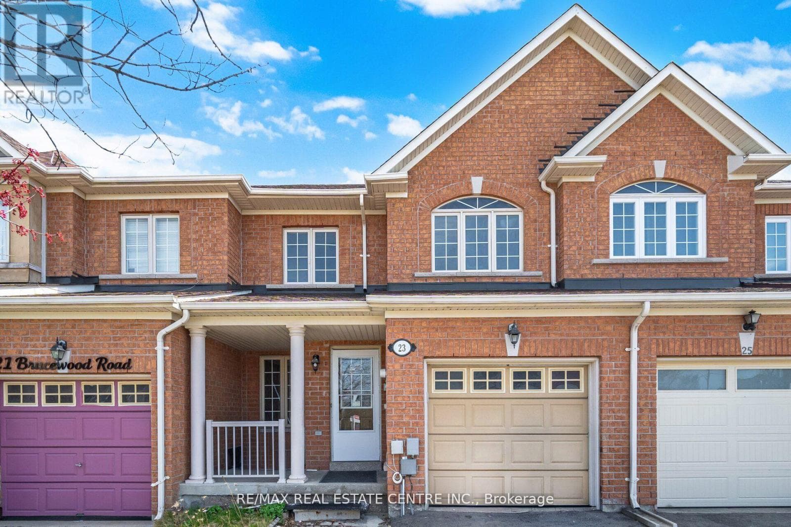 Large Sandringham-Wellington townhouse with finished basement and in-law suite potential