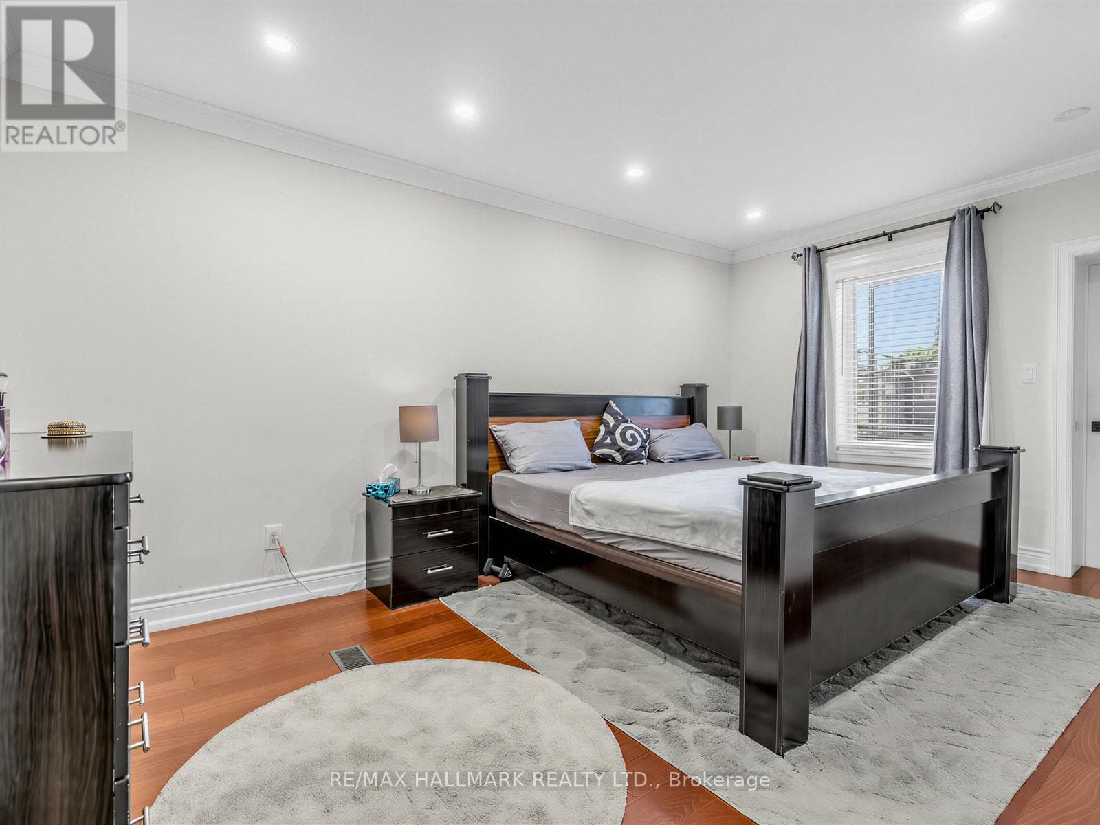 3+1 bed Danforth townhouse steps to Donlands Subway with double laneway garage 22