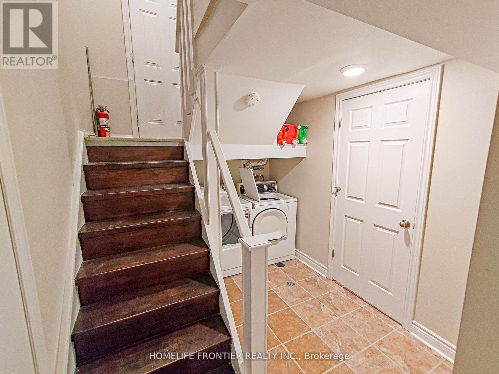 Renovated Malvern 3+2 Bungalow with Basement Suite, Deep 150 ft Lot Near UTSC and Hwy 401 12