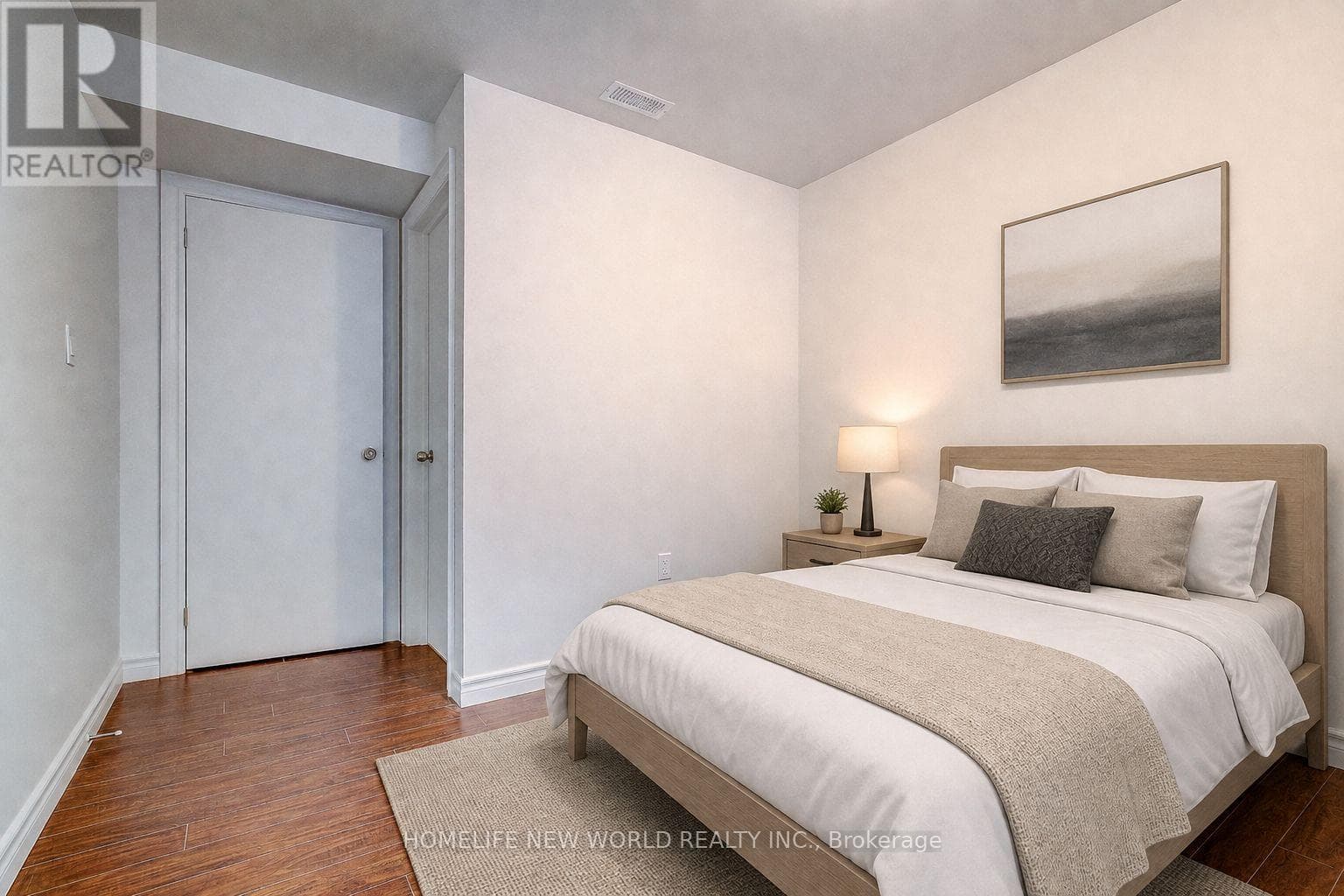 Renovated Yonge & Finch bungalow on 50 x 151 ft lot with in-law suite potential 22