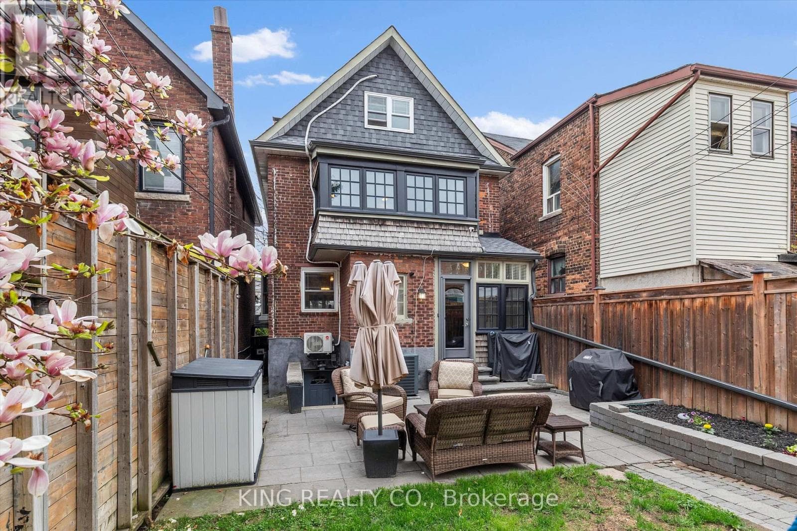 Detached Oakwood Village 4-bed with legal-style basement suite on 125-foot L-shaped lot 28