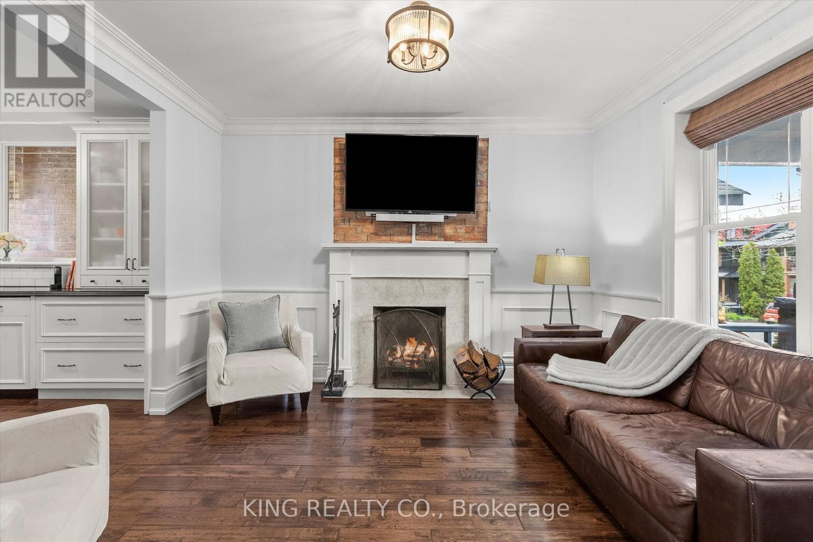 Detached Oakwood Village 4-bed with legal-style basement suite on 125-foot L-shaped lot 5
