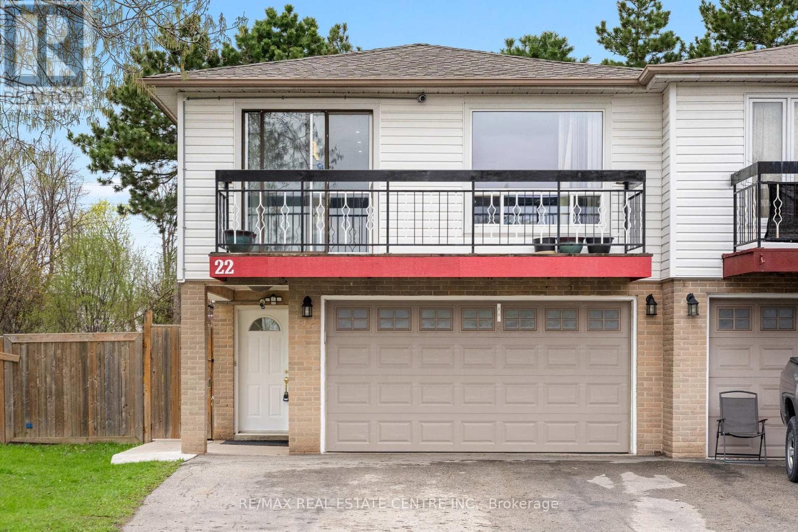 Brampton 3+1 detached on cul-de-sac with separate-entrance in-law suite, listed at $759,990