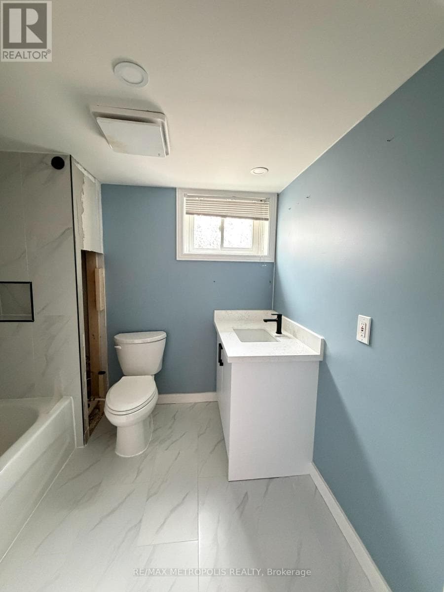 Wexford-Maryvale detached bungalow on 175-ft lot with finished basement and separate entrance 19