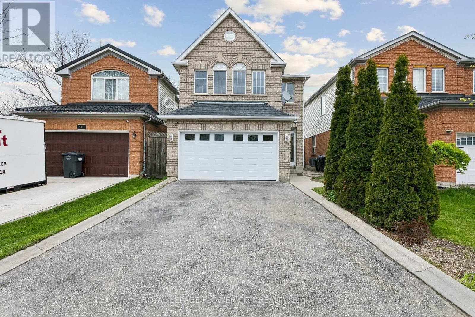 Updated 3+2 Detached in Sandringham-Wellington with Legal 2-Bed Basement Suite