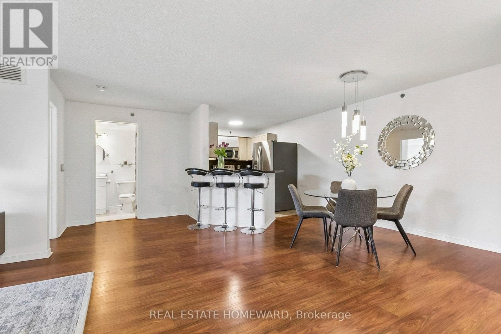 Top floor 1,100+ sqft 2-bed condo near Warden Station with 2 parking spots and Eglinton LRT access 15