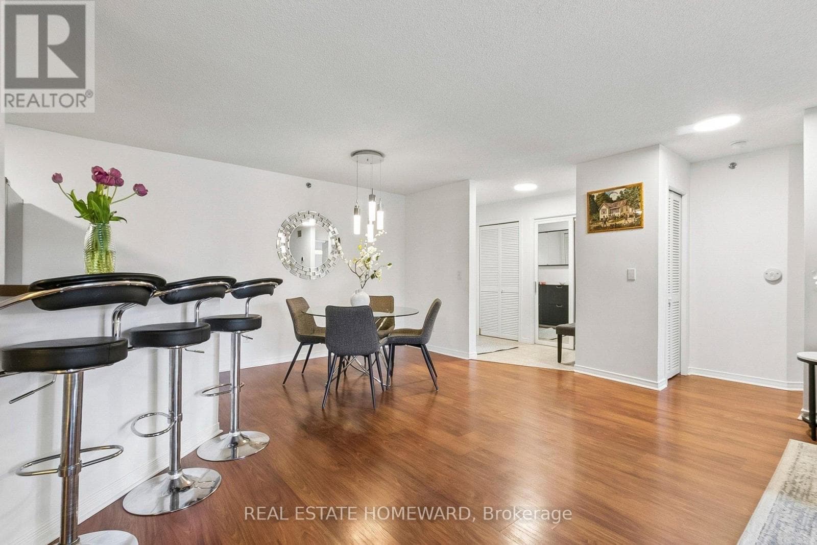 Top floor 1,100+ sqft 2-bed condo near Warden Station with 2 parking spots and Eglinton LRT access 17