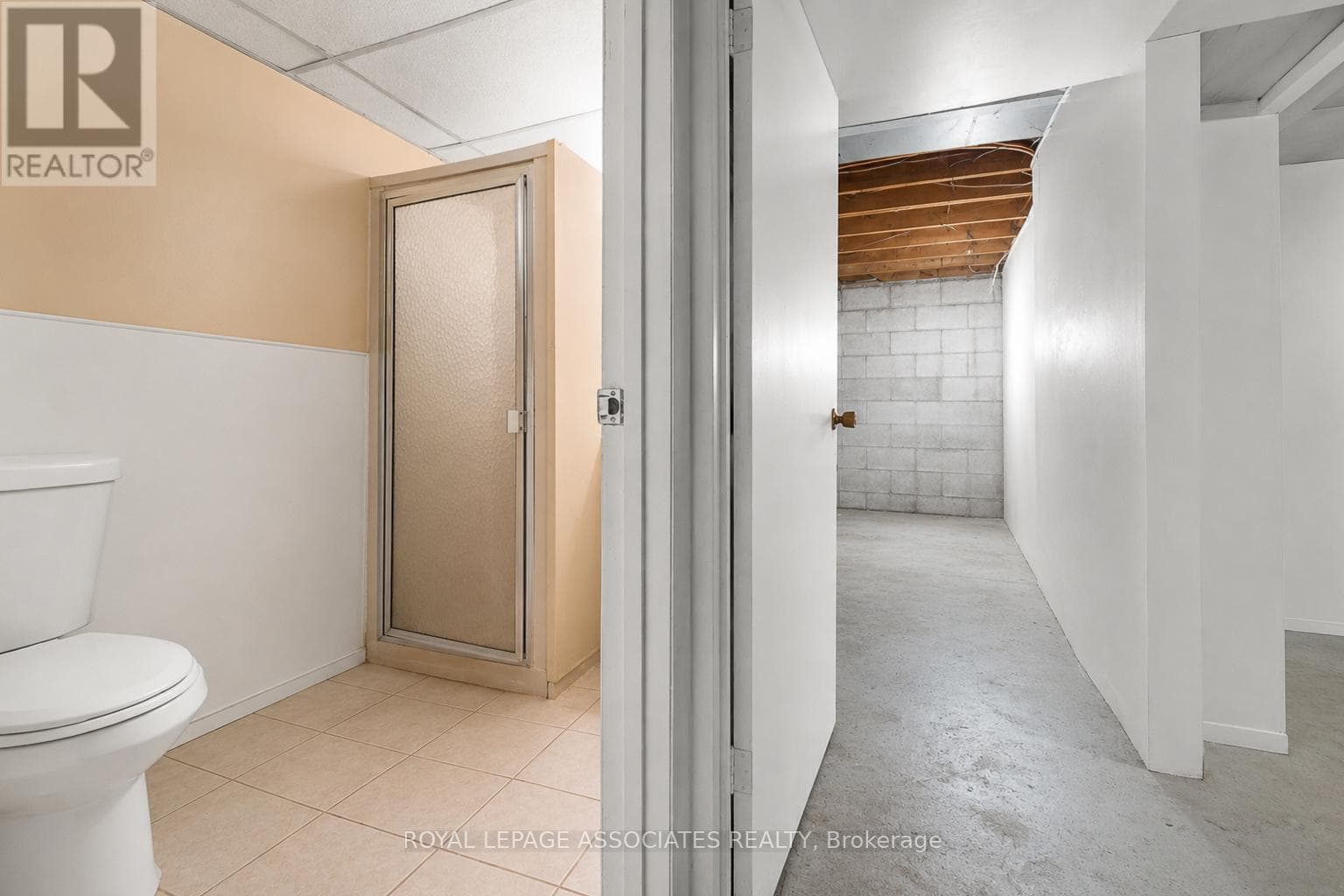 Detached East York bungalow with separate-entrance basement suite in O'Connor-Parkview 16